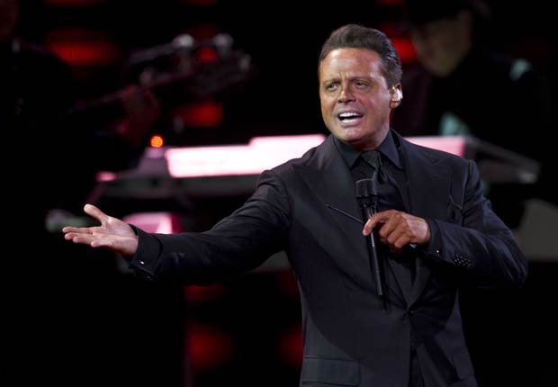 Luis Miguel en el 53º Festival de Viña del Mar Internacional.