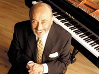AARP VIVA Entrevista de radio con el pionero de la salsa Eddie Palmieri AARP VIVA Entrevista de radio con el pionero de la salsa Eddie Palmieri