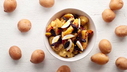 Potatoes with Huancaína (Spicy Cheese) Sauce Potatoes with Huancaína (Spicy Cheese) Sauce
