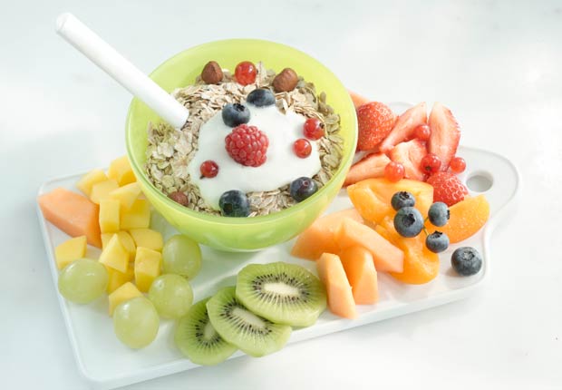 Ensalada de frutas con avena