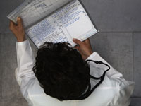 Consumers can use a number of websites to rate their doctors.