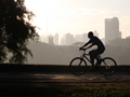 Ciclista paseando 