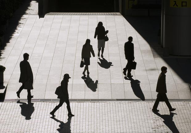 Fall Savings Challenge 2012: 10 Easy Ways to Save up to $100 a Month - Walk to Work