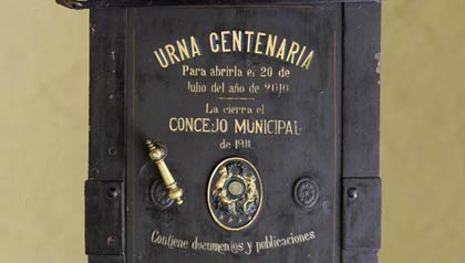 Urna del bicentenario Urna del bicentenario