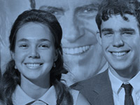 Julie Nixon (daughter of Richard Nixon) with fiancé David Eisenhower (grandson of President Dwight Eisenhower) during her father's 1968 campaign.