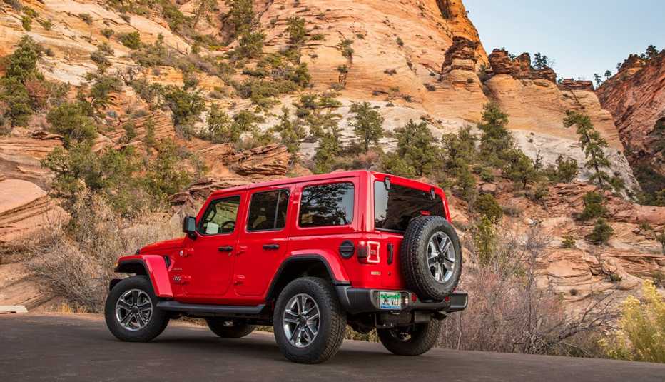 2020 Jeep® Wrangler Sahara 