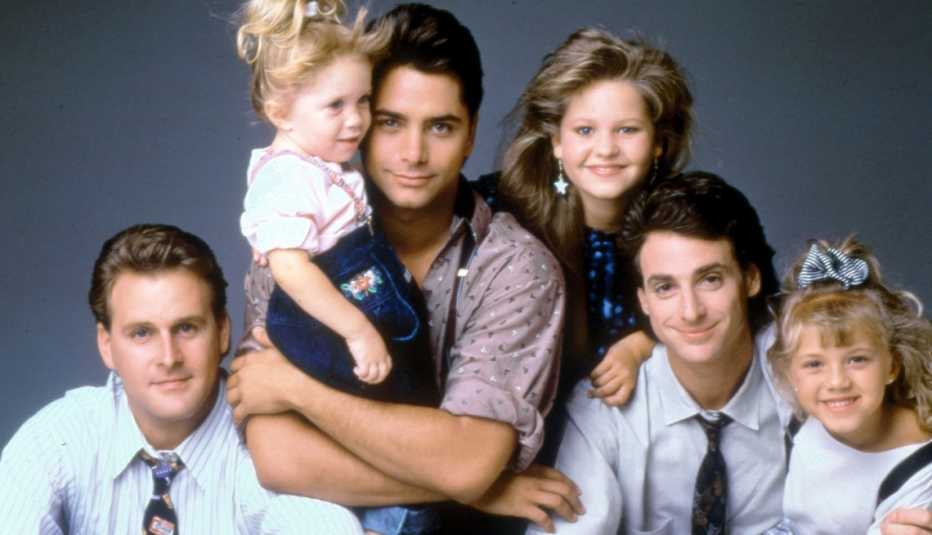 full house cast: dave coulier, ashley/mary-kate olsen, john stamos, candace cameron, bob saget and jodie sweetin