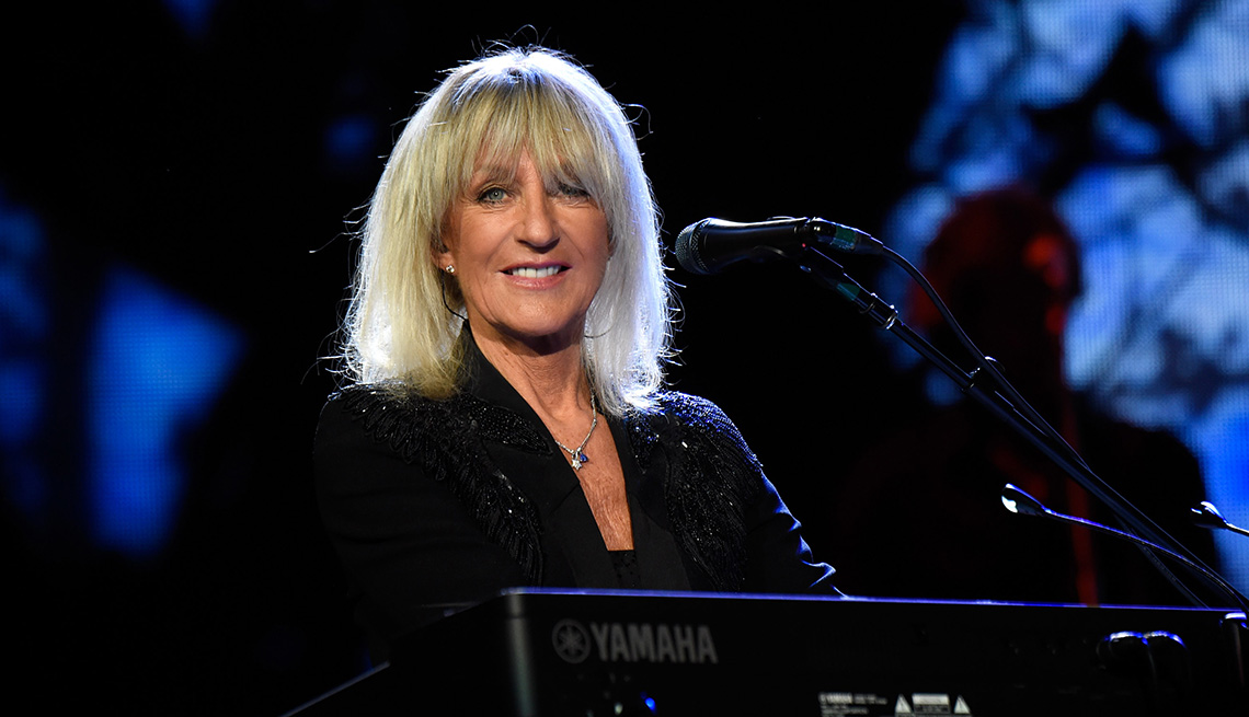 Christine McVie performs on the keyboards at Madison Square Garden in New York City