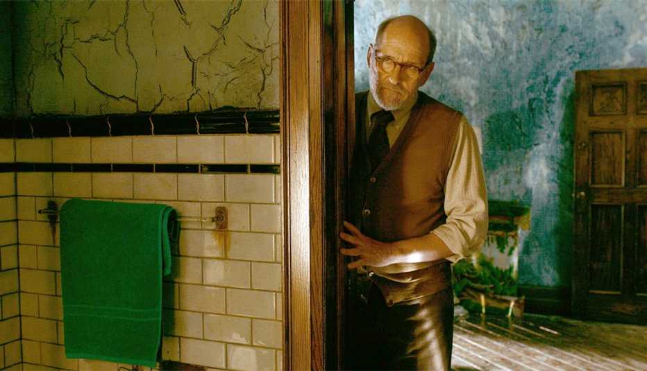 Richard Jenkins in the film THE SHAPE OF WATER.