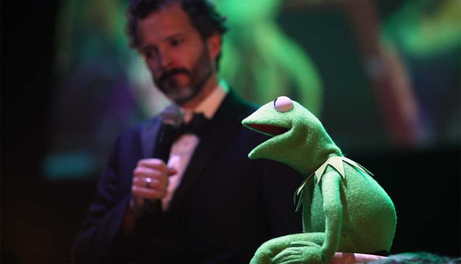 Bret McKenzie with Kermit The Frog