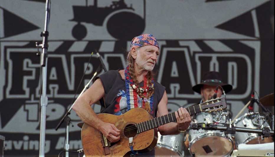 Willie Nelson in the documentary Wille Nelson and Family