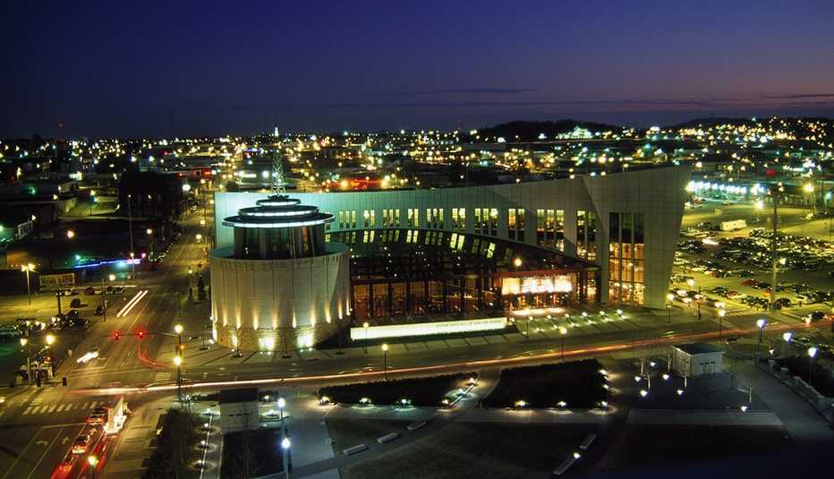 night time shot of the country music hall of fame taken from above