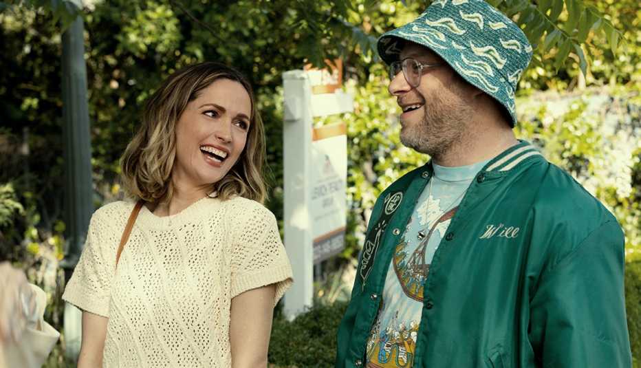 rose byrne and seth rogen outside in still from platonic