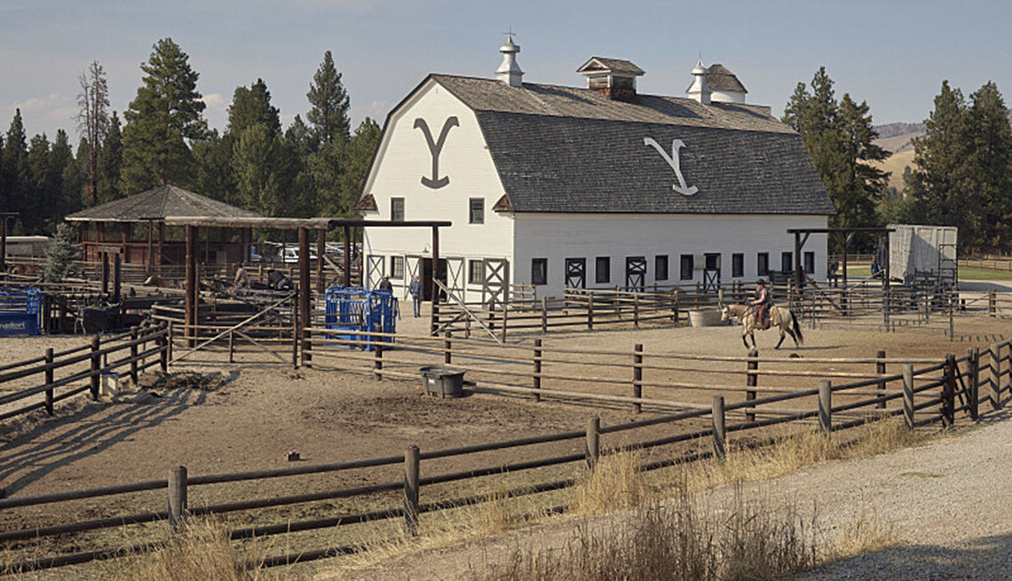 A wide shot at the exterior of the Yellowstone Dutton Ranch