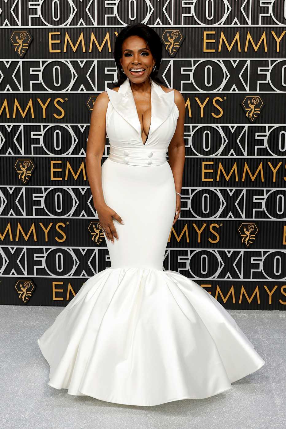 Sheryl Lee Ralph on the red carpet at the 75th Emmy Awards