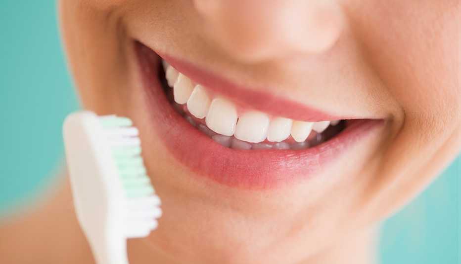 The Connection Between Diabetes & Oral Health 