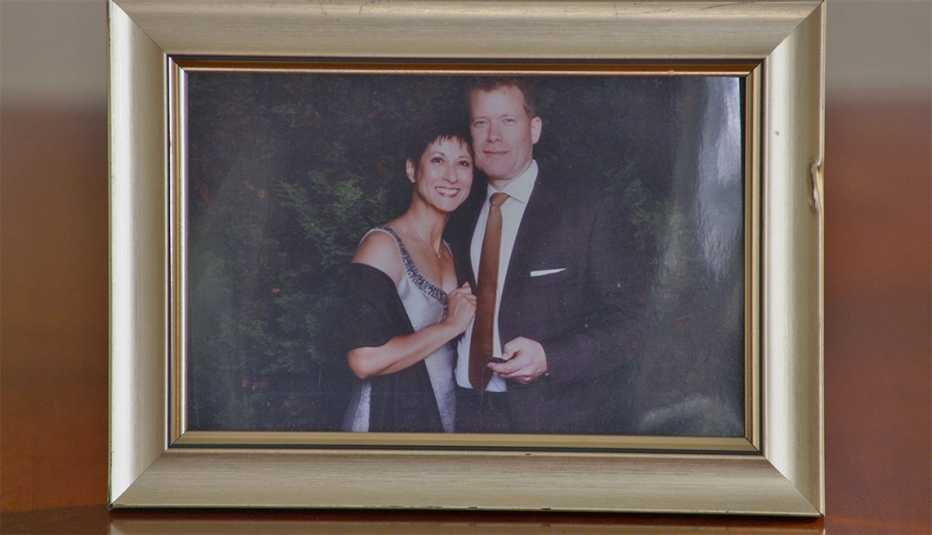 A framed photo of Myra Garcia and her husband Rick White