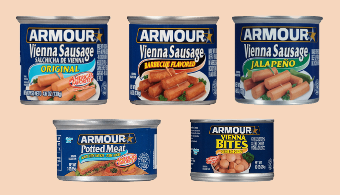 several cans of Armour Star Vienna Sausage varieties that have been recalled February 1, 2023