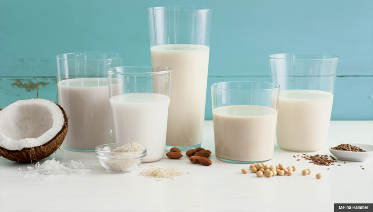 drinking glasses, healthy milk alternatives