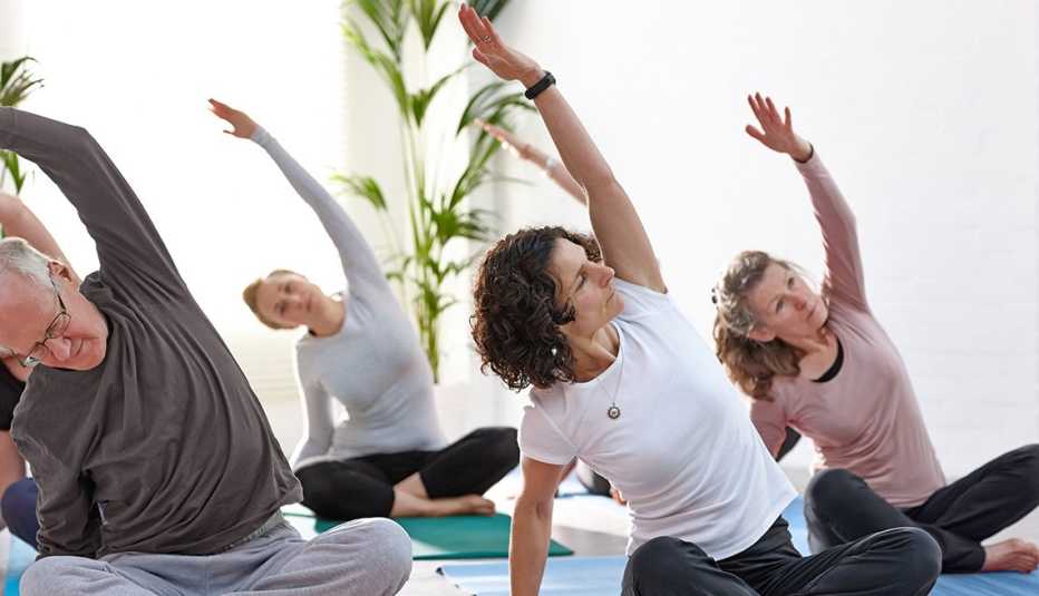 PROMO Yoga Poses to Relieve Chronic Pain
