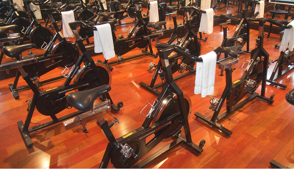 Unused stationary bikes in a workout room