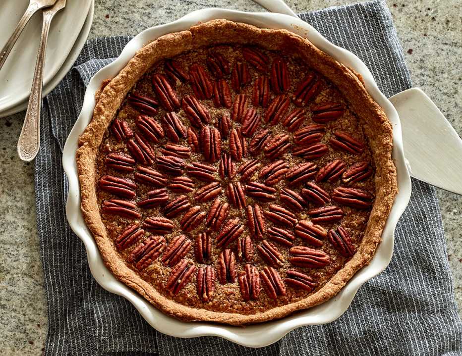 Image of a vegan pecan pie