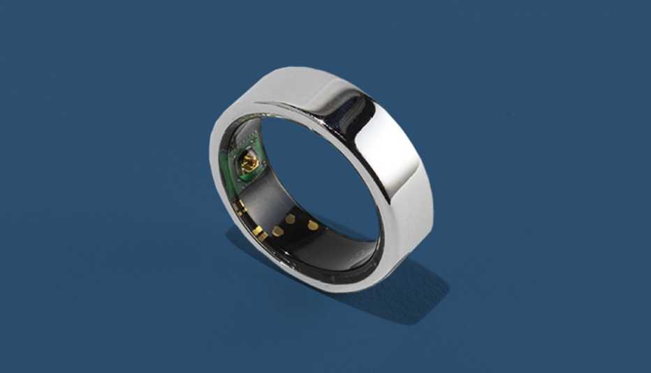 oura ring fitness tracker