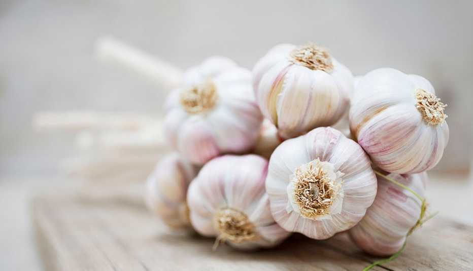 close up of a bunch of garlic