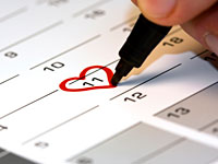 Drawing a heart on calendar