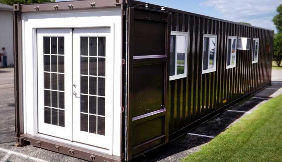 shipping container tiny house  