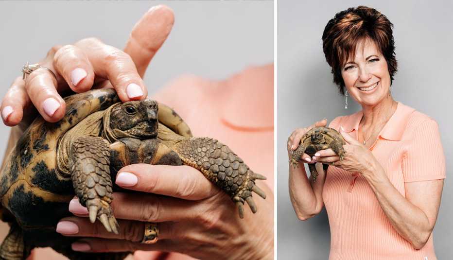 joyce romero and her pet tortoise franklin