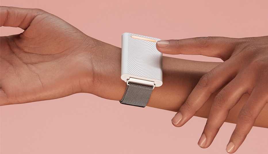 Embr wristband technology that moderates your temperature