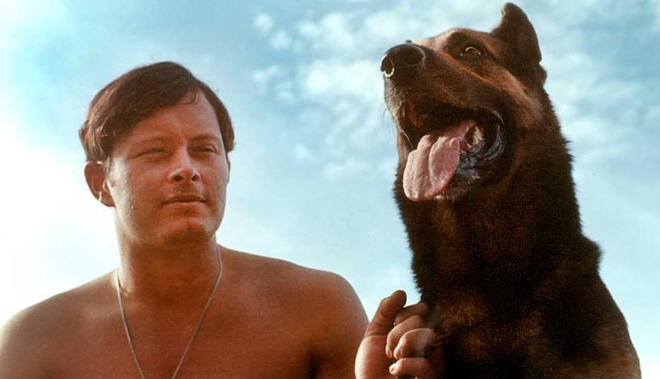 Jim Brim landed in vietnam in July 1970 and became the handler for Ramo, a German Shepherd,