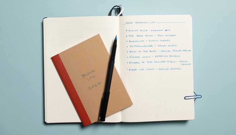 an open notebook indicating an example of how to customize pages
