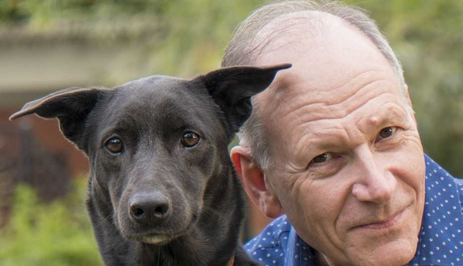 Clive Wynne and his dog, Xephos