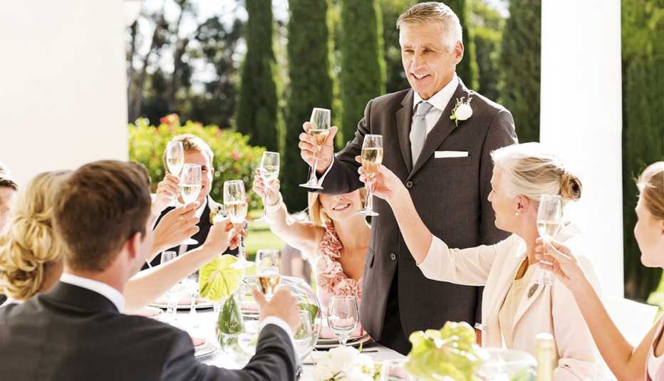 11 Items With Hidden Costs - weddings 