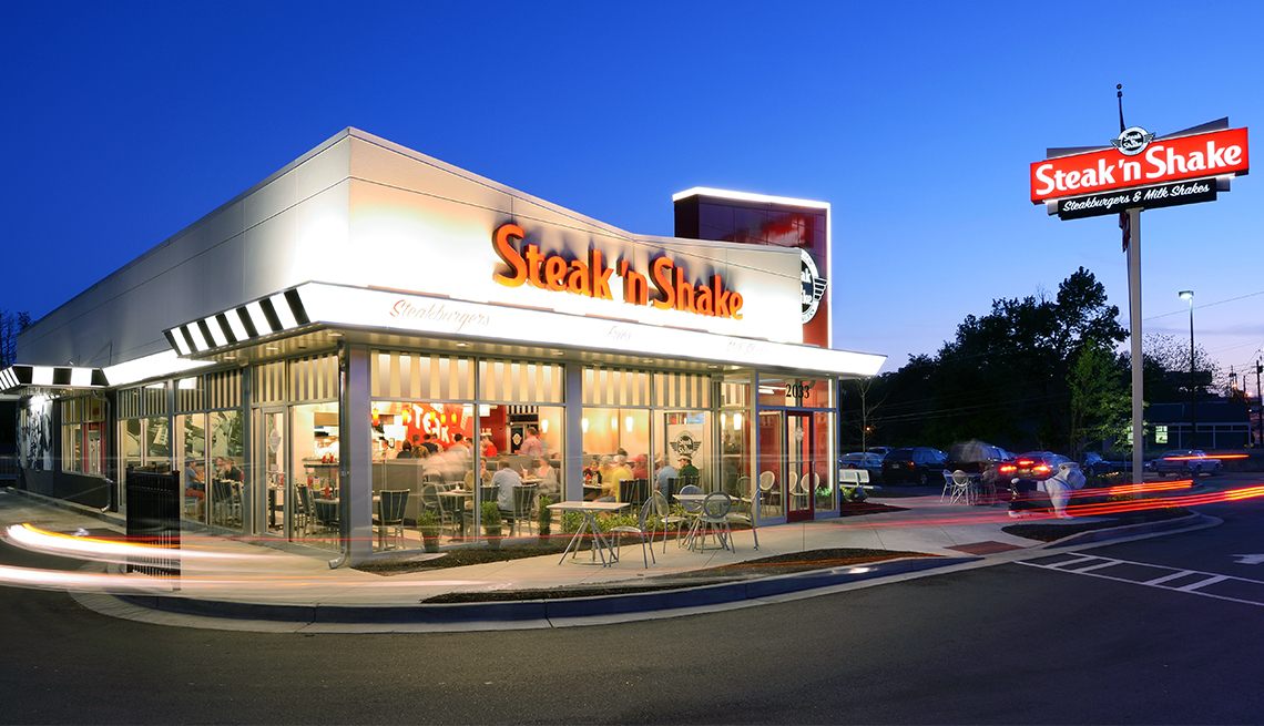  Steak 'n Shake chain restaurant.