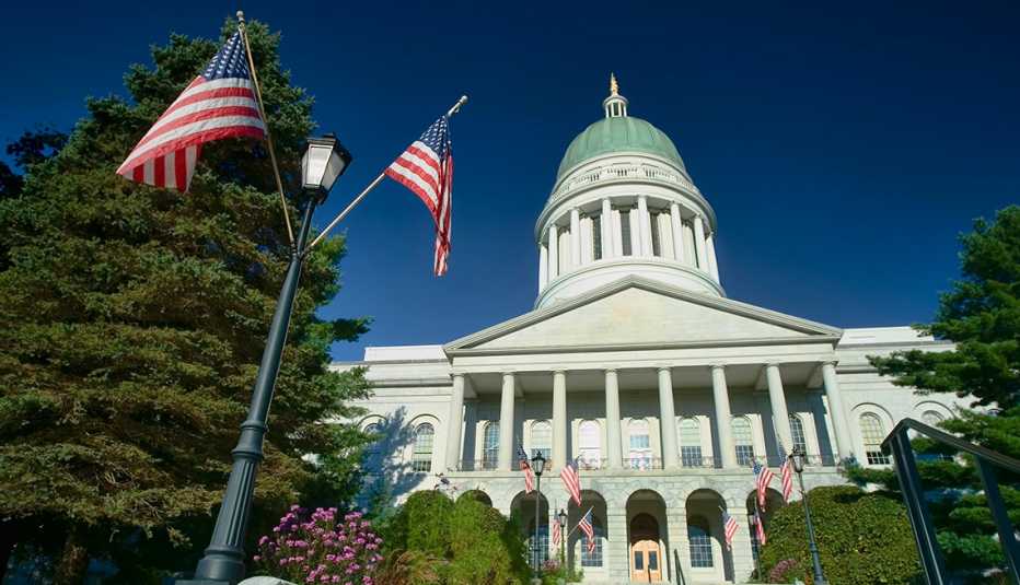 Maine state capitol building