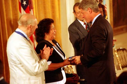 Helen Chávez, widow of César Chávez, accepts the Presidential Medal of Freedom— awarded posthumously to the labor leader—from President Bill Clinton during a White House ceremony in Washington, D.C. on August 8, 1994. 
