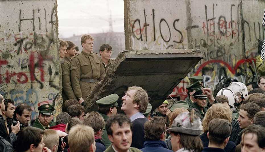 The Berlin wall comes down