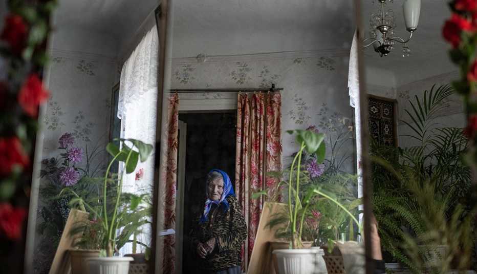 Halyna Lupinos, 87, in her beloved home in Orikhiv, Ukraine