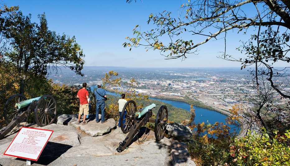 people looking down a mountain toward chattanooga tennessee