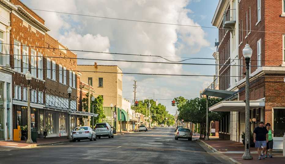 downtown greenwood mississippi