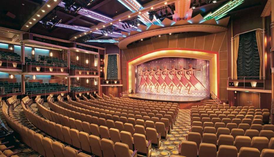 Theater In The Mariner Of The Seas, 
