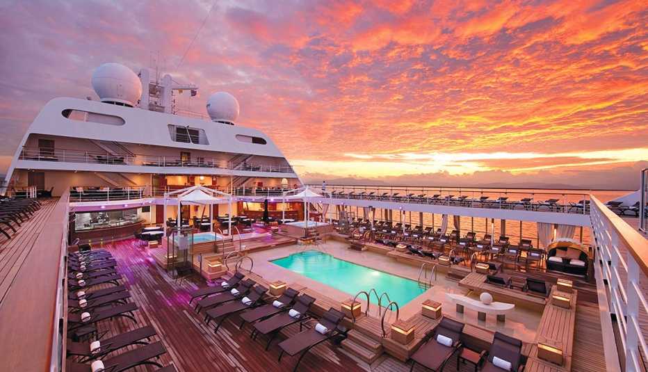 Pool deck at sunrise on the Midship Seabourn Odyssey