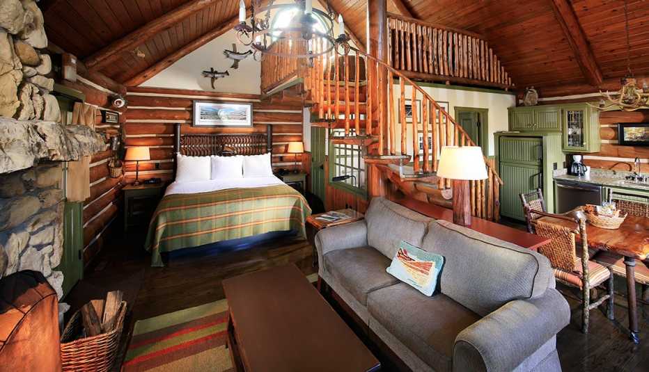 the roomy interior of an outsized cabin at big cedar lodge in missouri