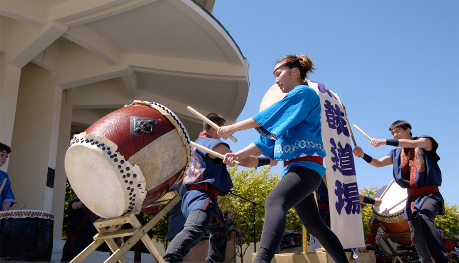 taiko drummers at the cherry blossom festival in san franciscos japantown