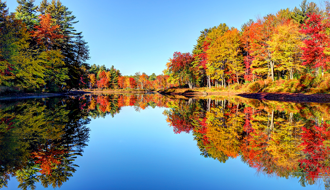 Peak autumn foliage in the Monadnock Region of New Hampshire