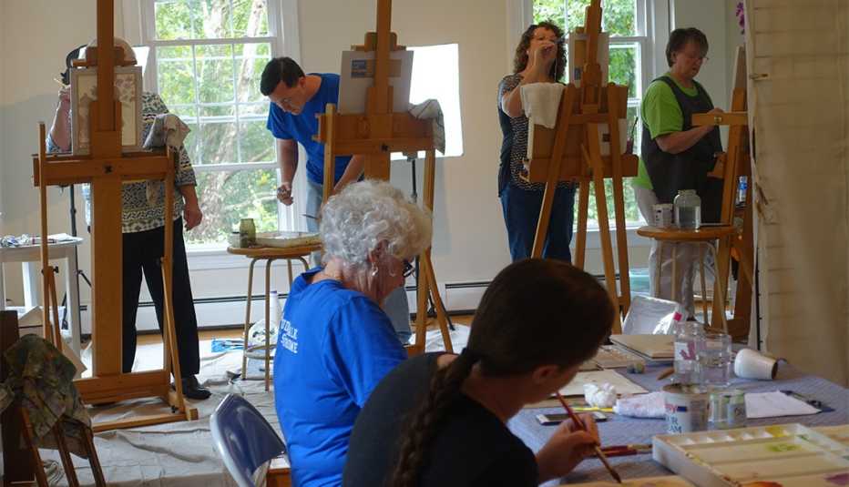 people painting at Shenandoah Art Destination
