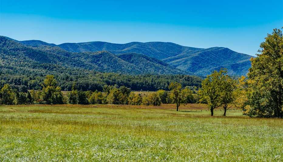 Great Smoky Mountains National Park as seen from Cades Cove, a narrow valley near Townsend, Tennessee